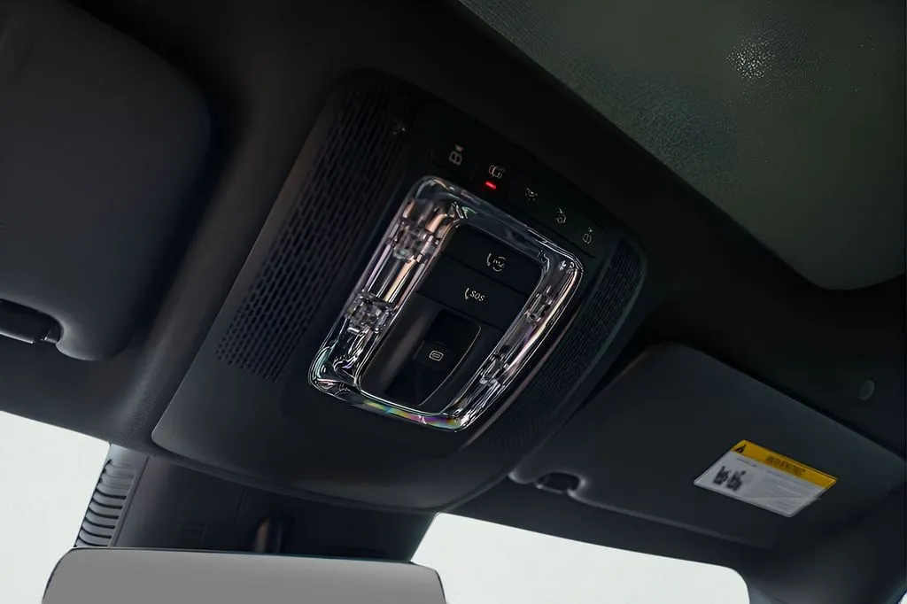 Mercedes-Benz GLA photo 20