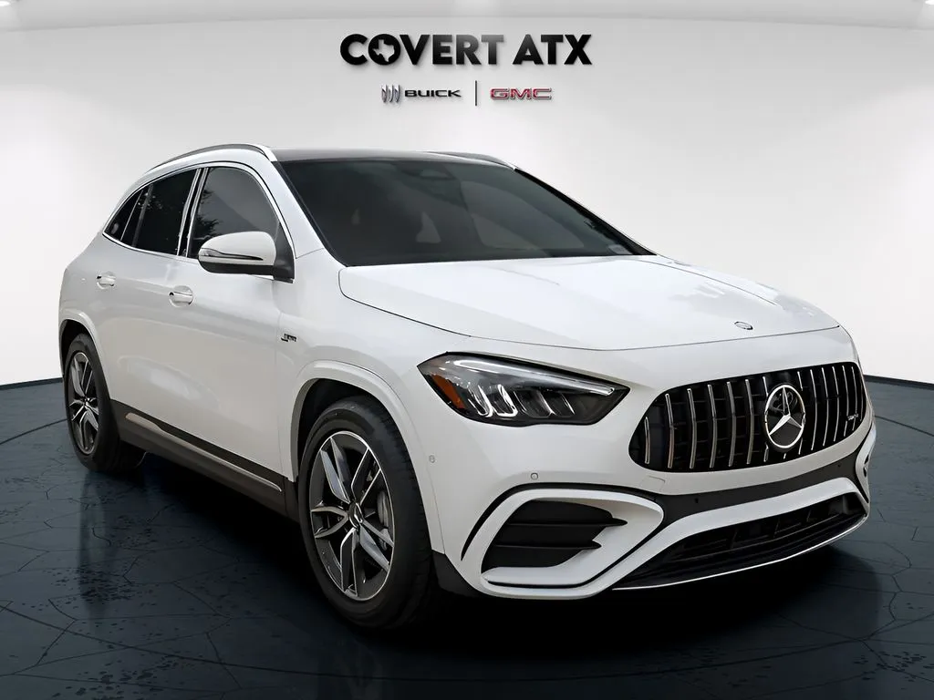 Mercedes-Benz GLA photo 6