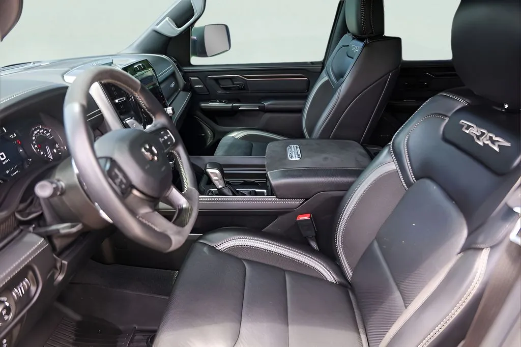 Ram 1500 photo 9