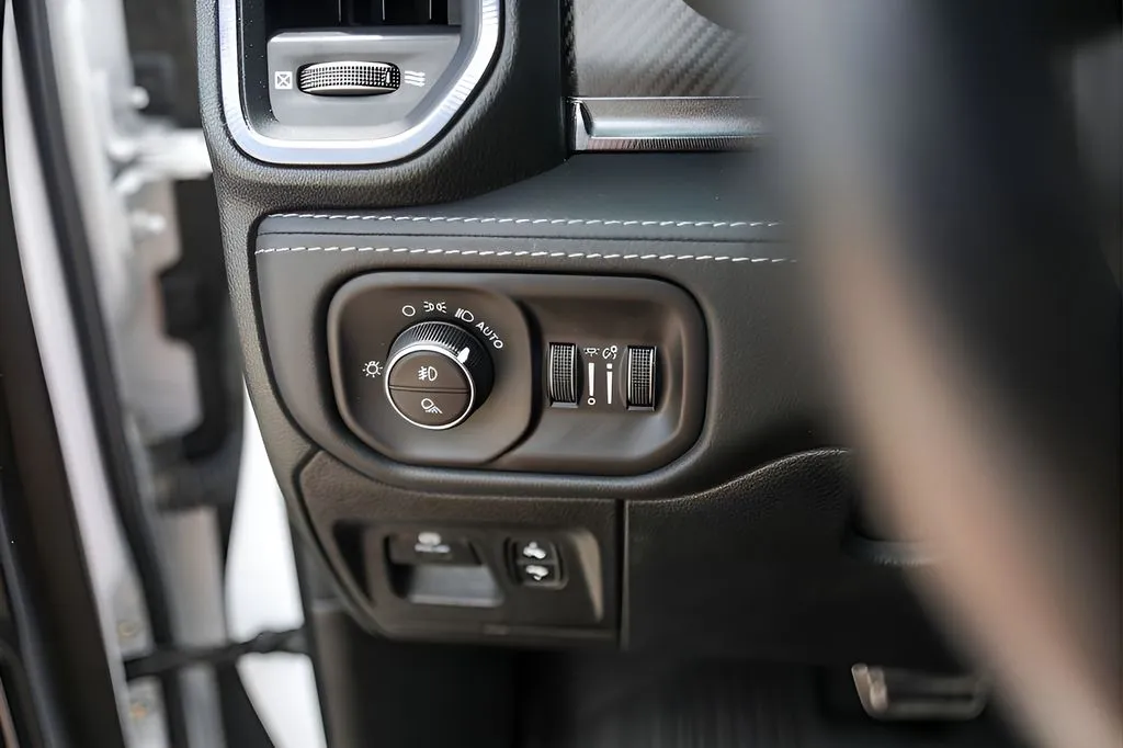 Ram 1500 photo 15