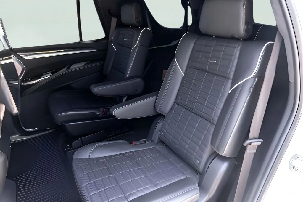 Cadillac Escalade photo 25