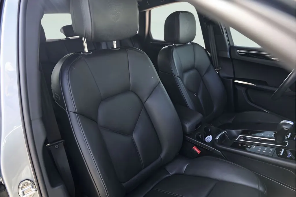 Porsche Macan photo 34