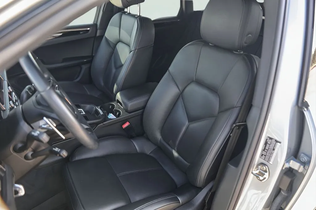 Porsche Macan photo 10
