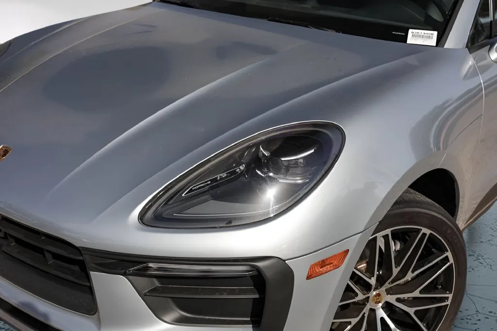 Porsche Macan photo 3