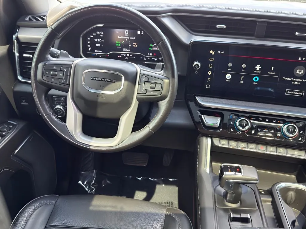 GMC Sierra photo 26