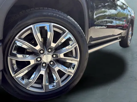 More photos of 2022 GMC Sierra 1500 Denali at Covert Buick GMC, TX