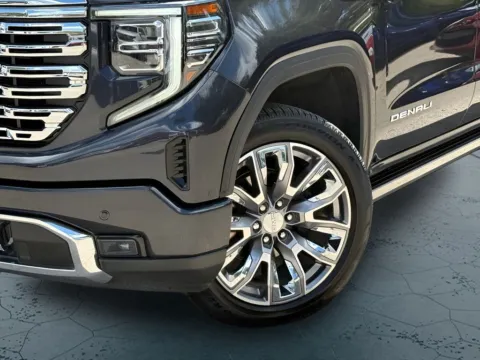 More photos of 2022 GMC Sierra 1500 Denali at Covert Buick GMC, TX
