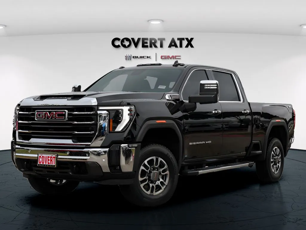 GMC Sierra photo 2