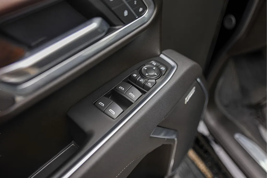 GMC Sierra photo 25