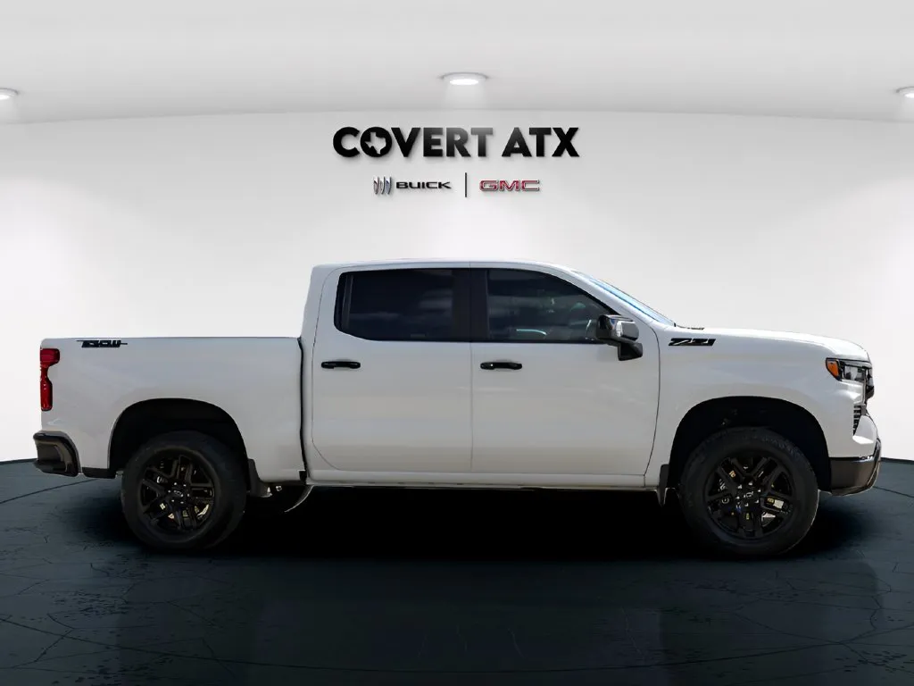 Chevrolet Silverado photo 8