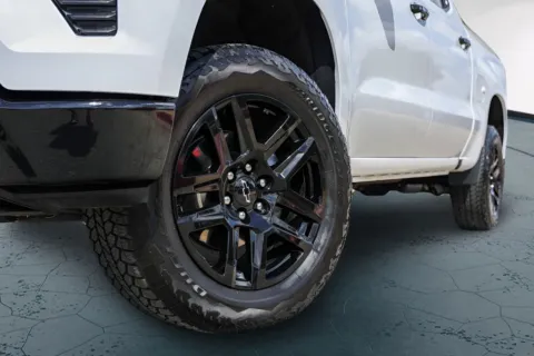 More photos of 2026 Chevrolet Silverado 1500 LT Trail Boss at Covert Buick GMC, TX