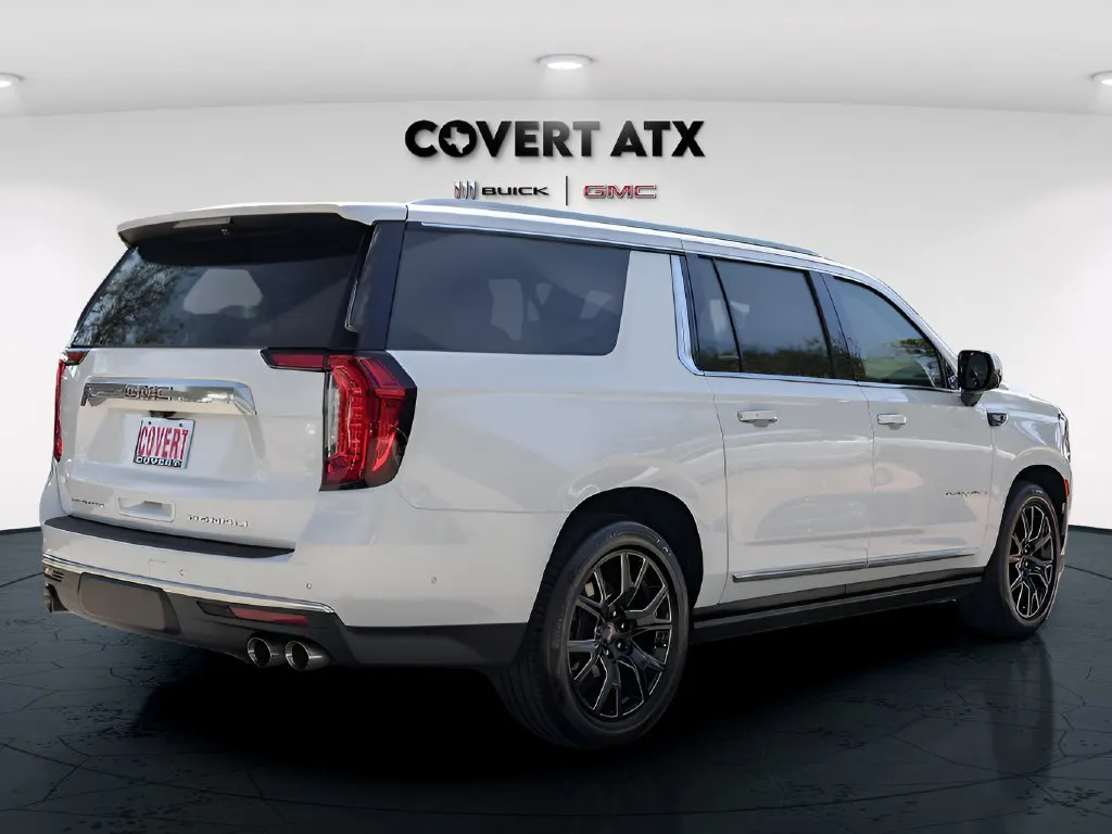 GMC Yukon XL photo 7