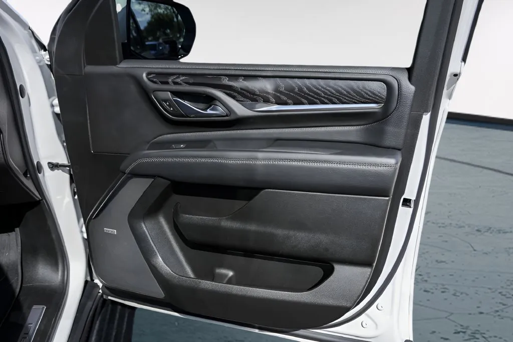 GMC Yukon XL photo 34