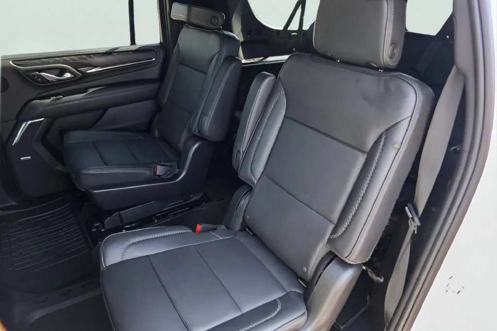 GMC Yukon XL photo 29