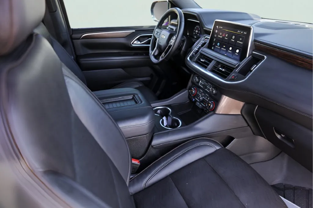 Chevrolet Suburban photo 34