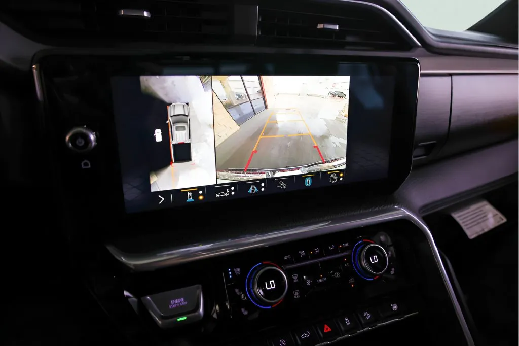 GMC Sierra photo 19
