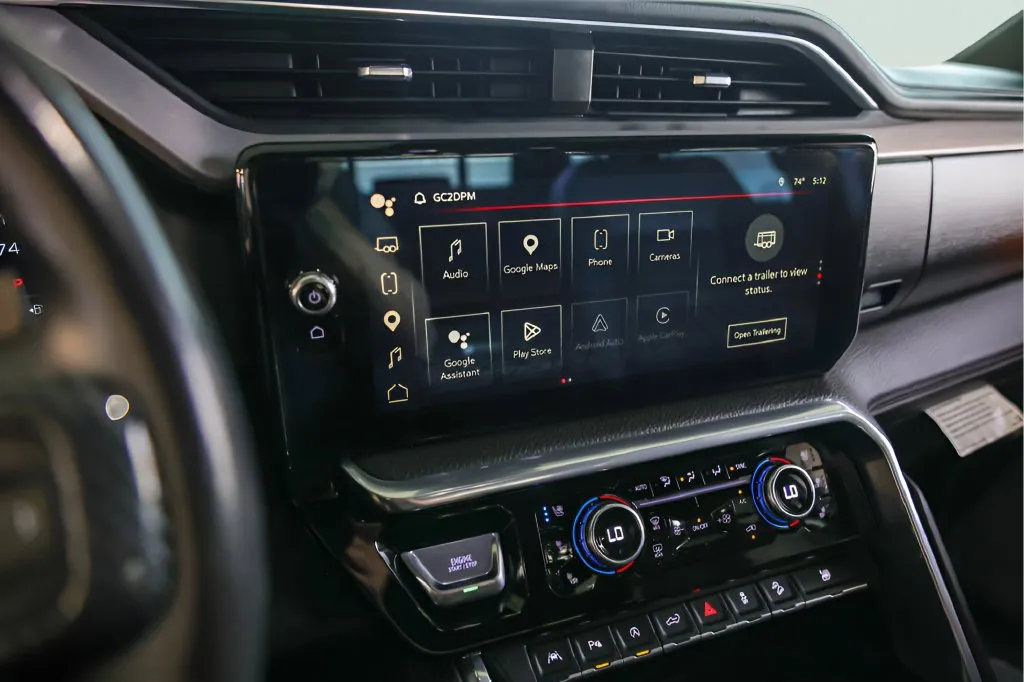 GMC Sierra photo 18