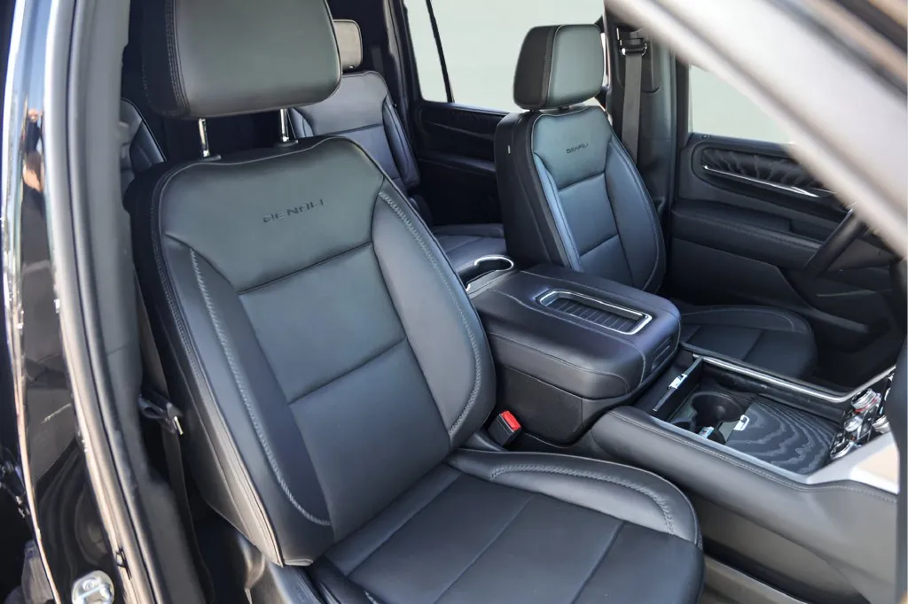 GMC Yukon XL photo 34