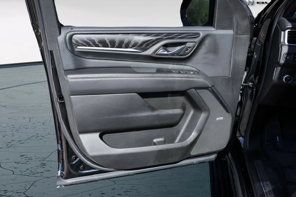 GMC Yukon XL photo 26