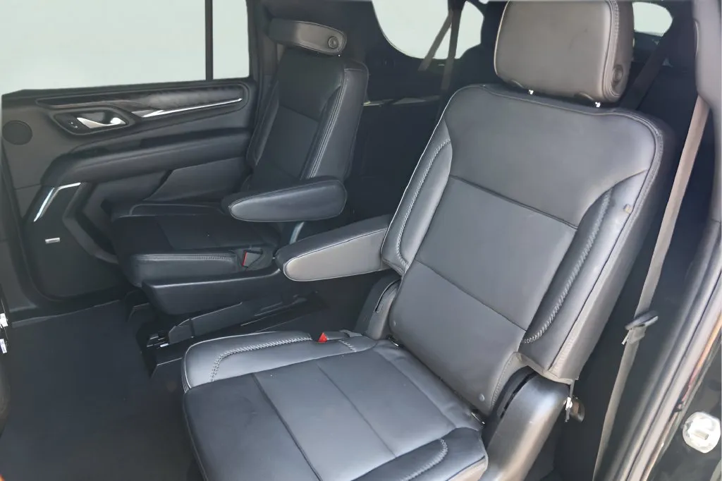GMC Yukon XL photo 27