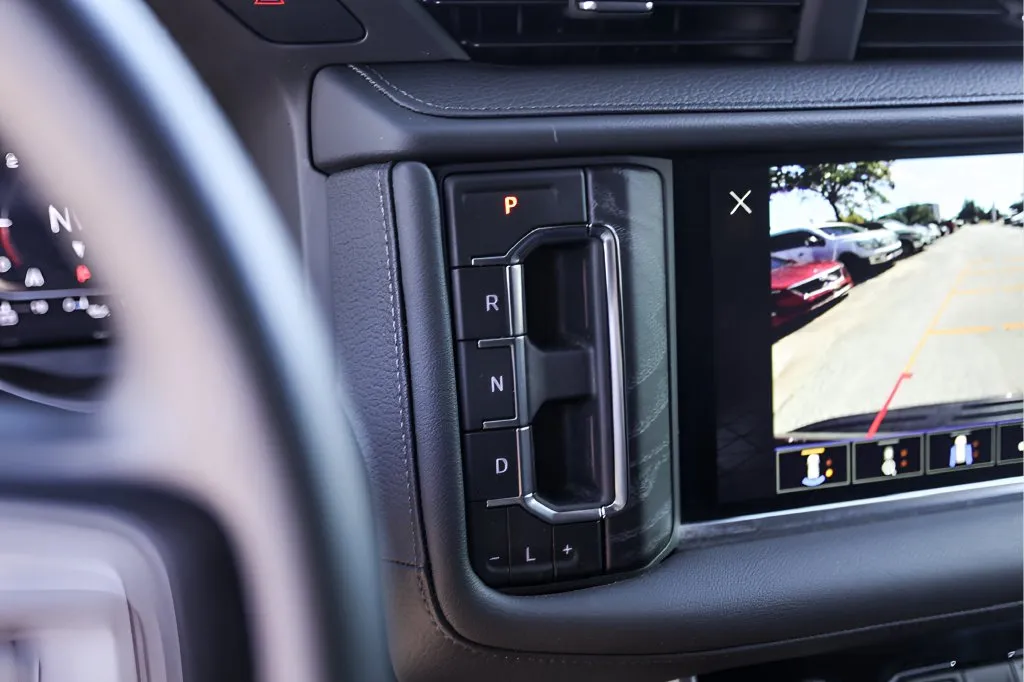 GMC Yukon XL photo 20
