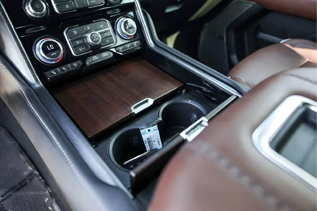 GMC Yukon photo 23