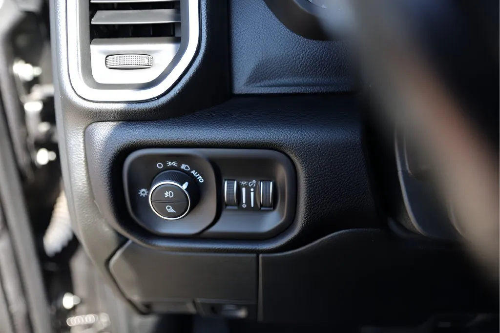 Ram 2500 photo 18