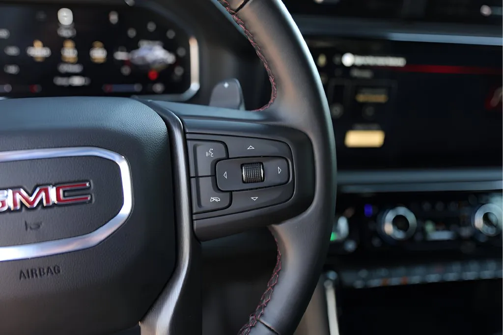 GMC Sierra photo 16