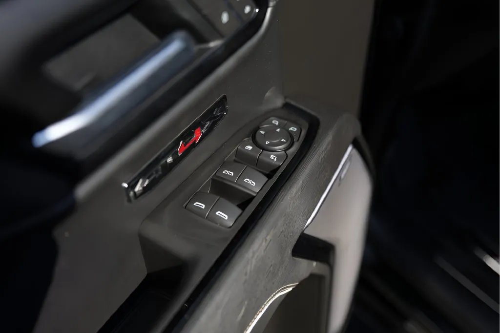 GMC Sierra photo 25