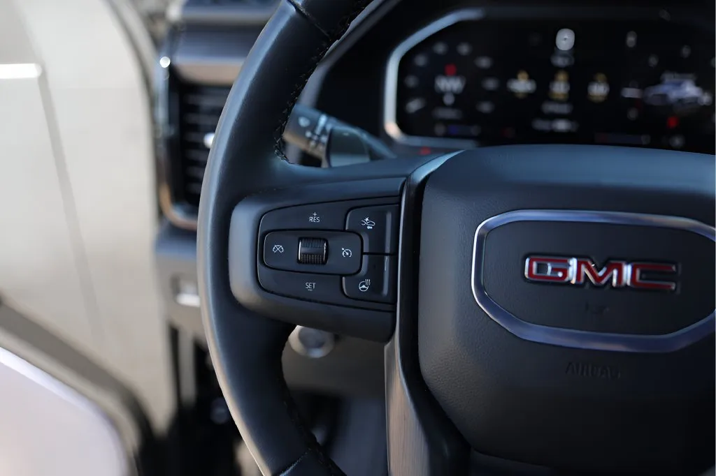 GMC Sierra photo 17