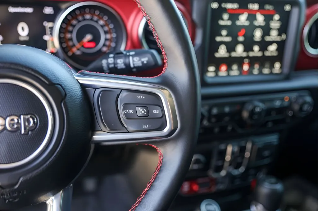 Jeep Wrangler photo 15