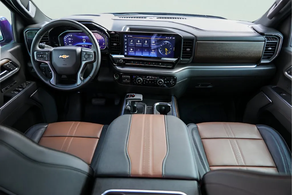 Chevrolet Silverado photo 27