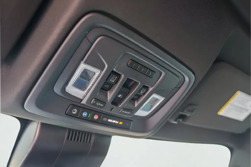Chevrolet Silverado photo 22