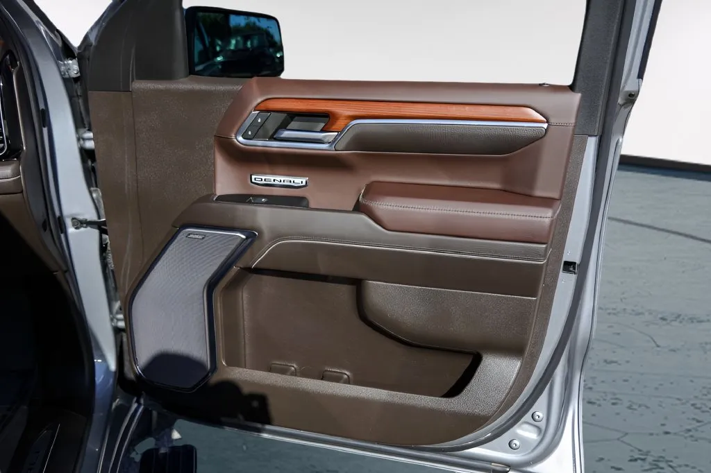 GMC Sierra photo 31