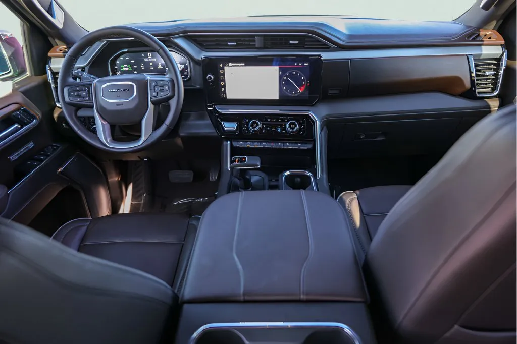 GMC Sierra photo 28