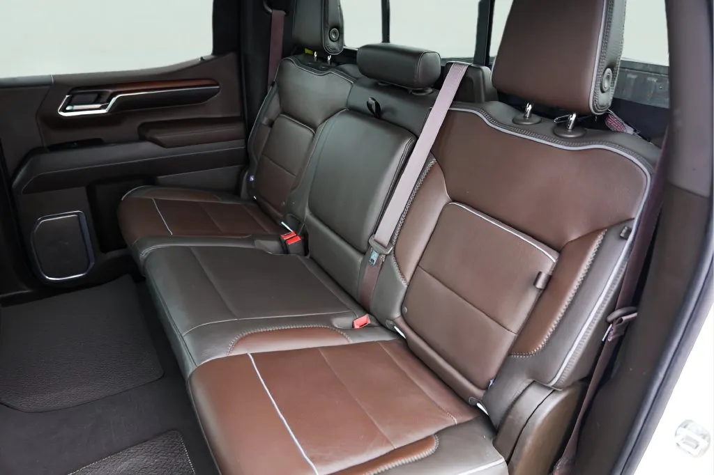 GMC Sierra photo 23