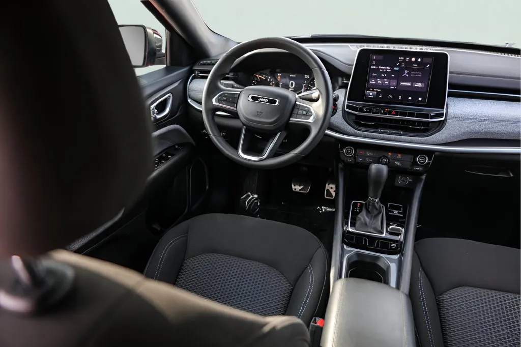 Jeep Compass photo 27