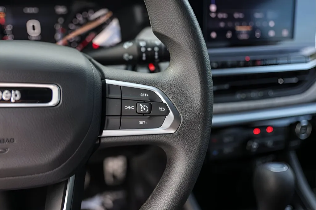 Jeep Compass photo 15