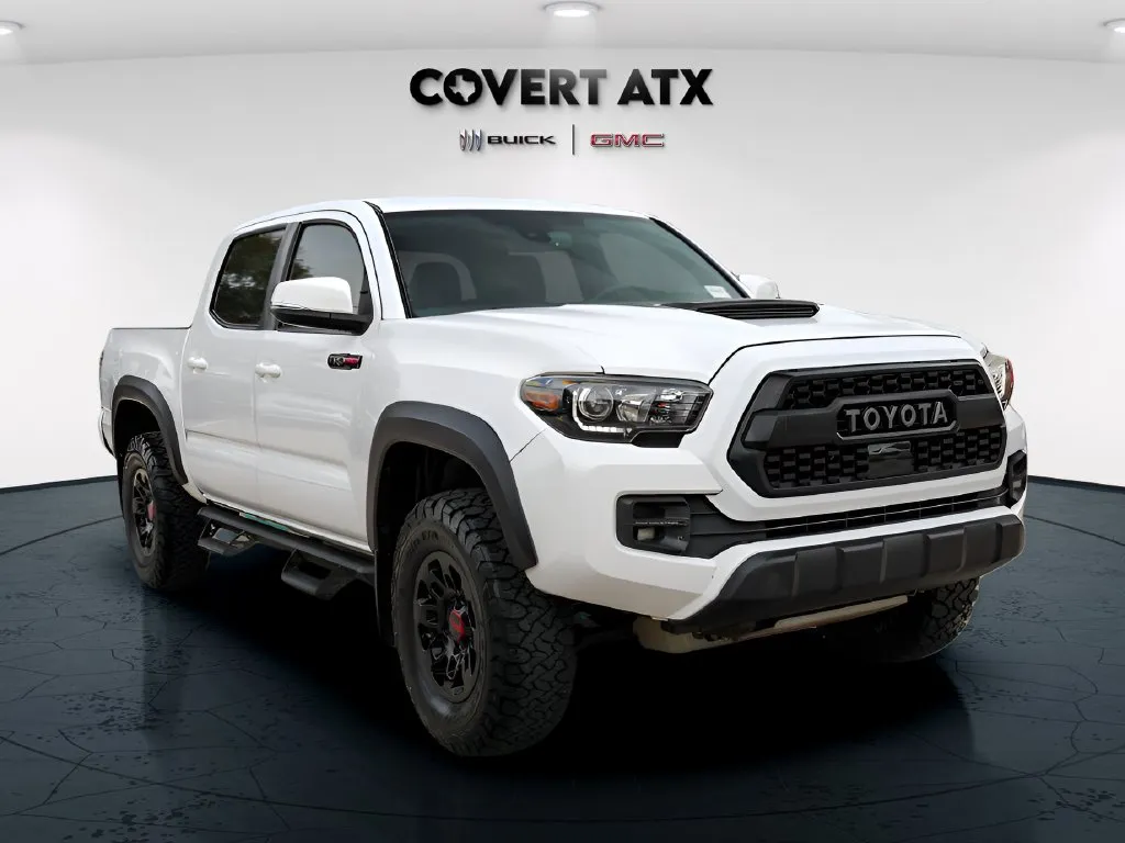Toyota Tacoma photo 8