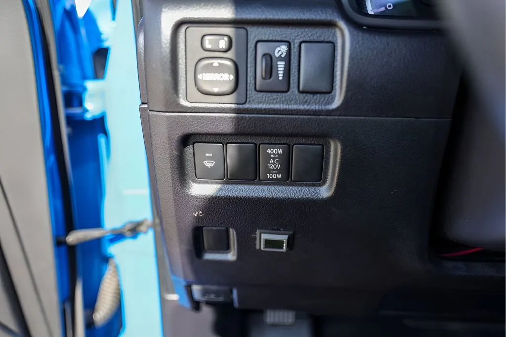 Toyota 4Runner photo 18