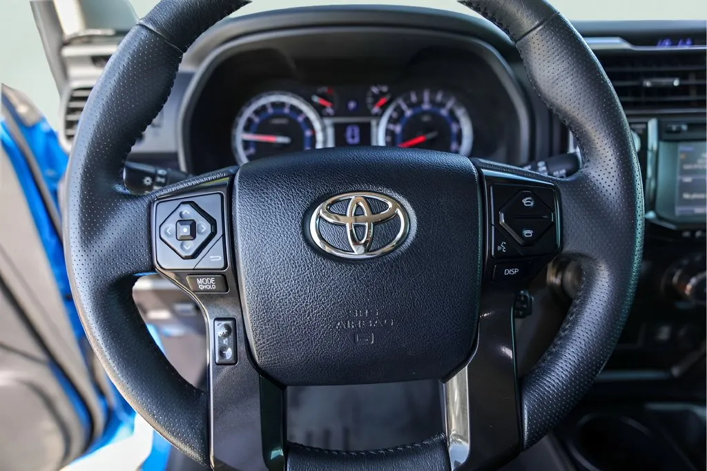 Toyota 4Runner photo 15