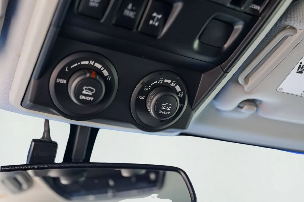 Toyota 4Runner photo 26