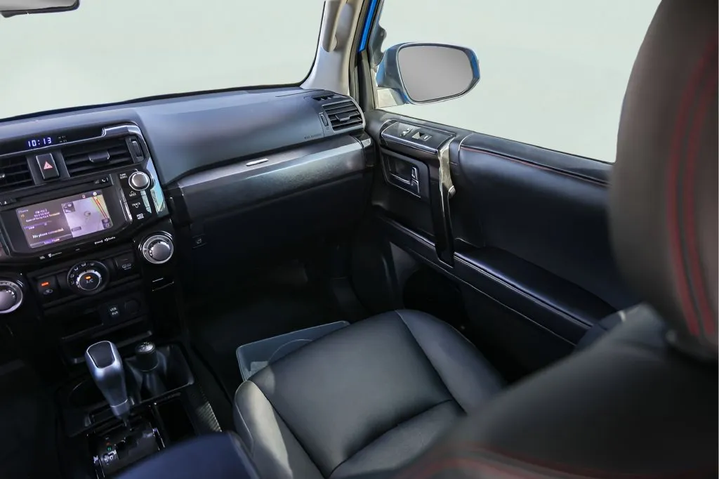 Toyota 4Runner photo 32