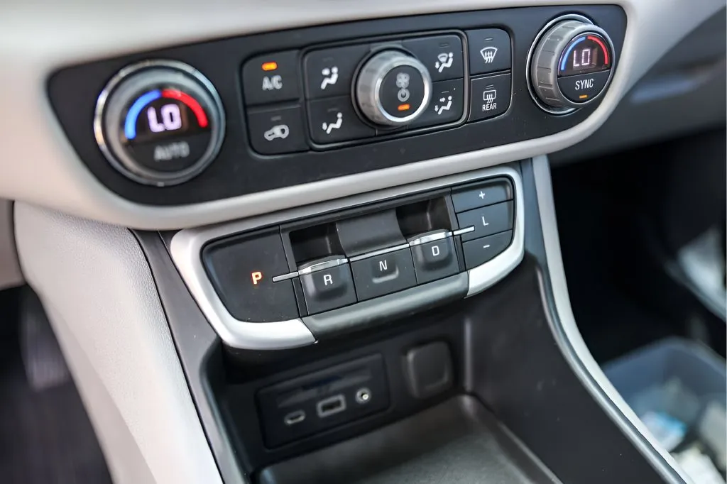 GMC Terrain photo 22