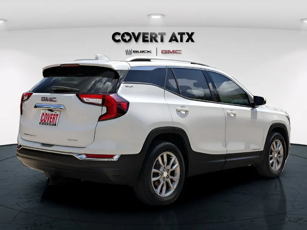 GMC Terrain photo 7