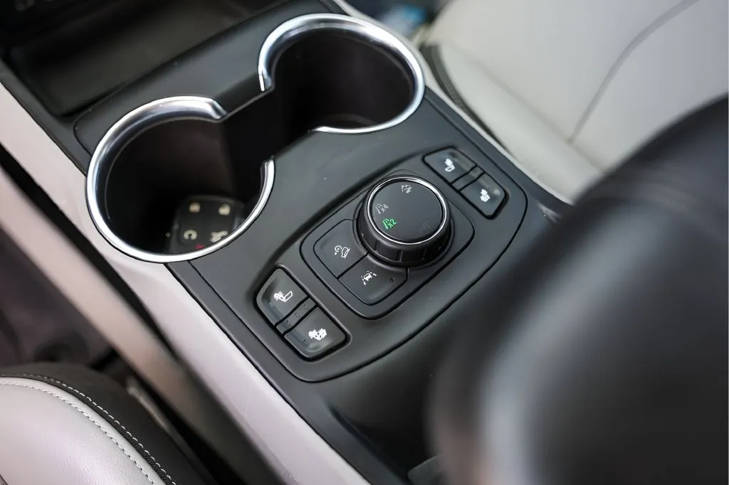 GMC Terrain photo 23