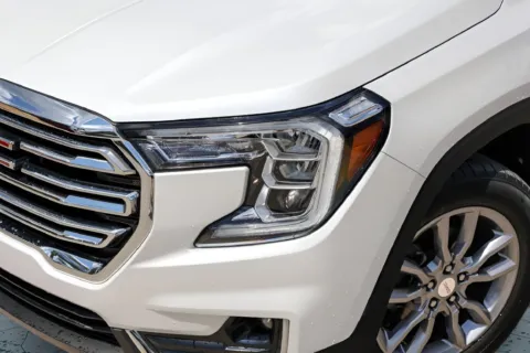 Another view of 2022 GMC Terrain SLT for sale in Austin, TX at Covert Buick GMC