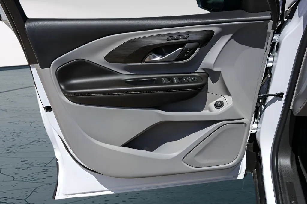 GMC Terrain photo 26