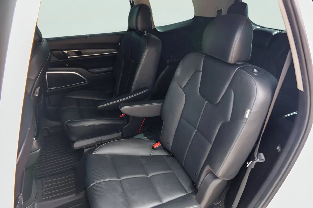Kia Telluride photo 28