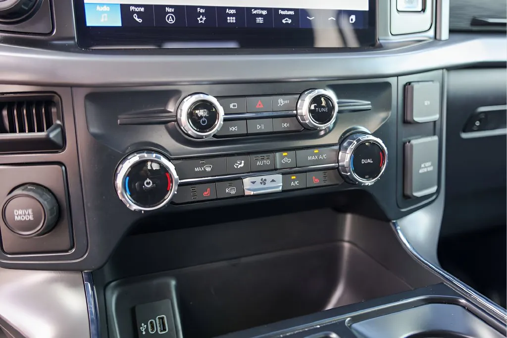 Ford F-150 photo 20